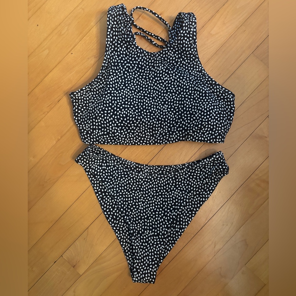 Buffbunny Bossy Print bikini.  XS top and Small bottoms.  NWOT.